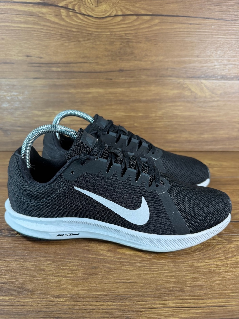 Nike Downshifter 8 Running Shoes Women’s Size 8.5 Sneakers